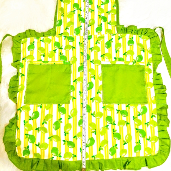 Lemon Lime Apron - Picture 2 of 8